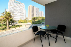 Sereno Apartment 2BR, W/Park View, Wifi & Smart TV